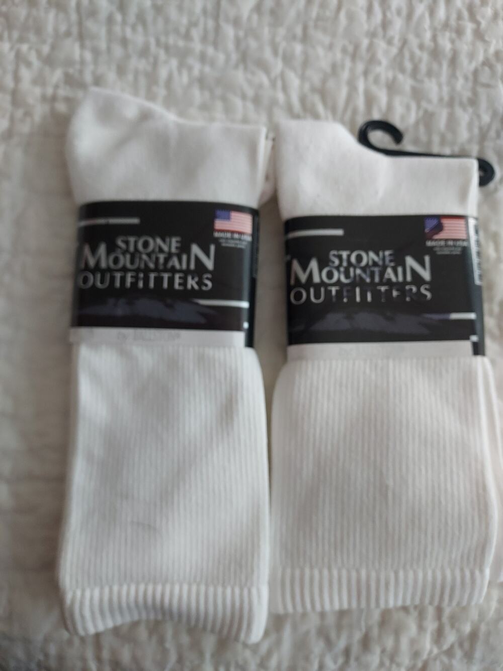 New Stone Mountain Outfitters Men's Socks lot of 2 USA size Large sz 8-12 white